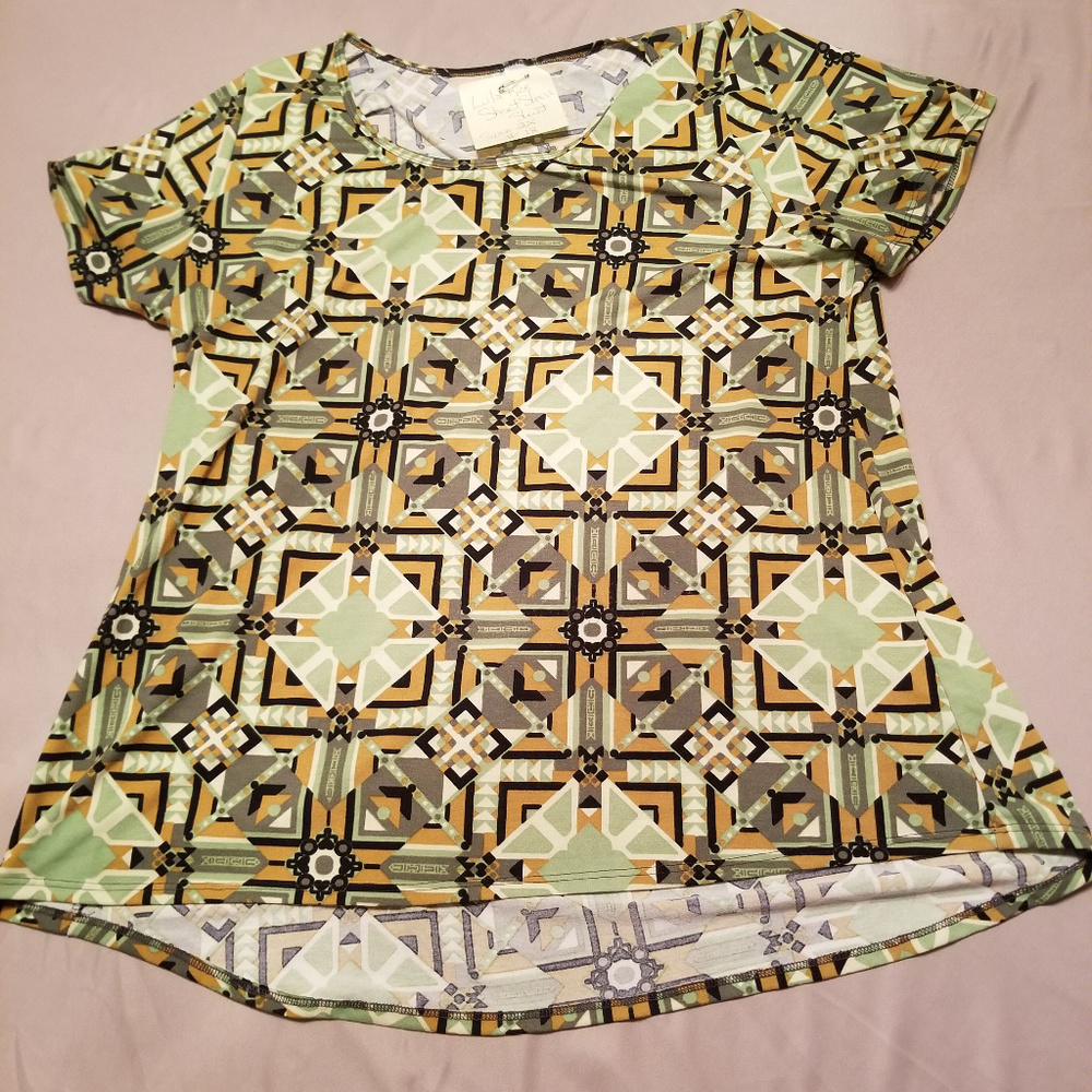 Lularoe Classic Tee - Size 2XL